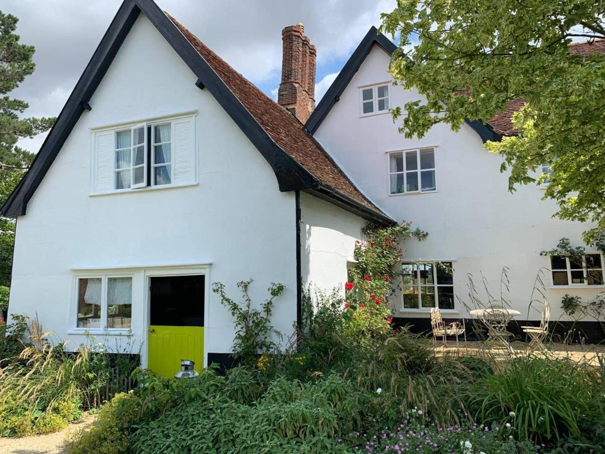 The Dairy, One Bedroom Cottage In A 15Th Century Farmhouse Parham Exterior photo